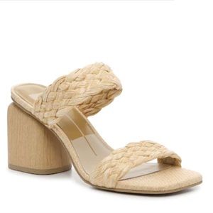 Dolce Vita Natie Sandal in Beige Raffia - Size 10. Only worn twice!